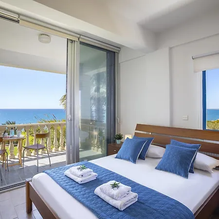 Maroni Beachfront Villa