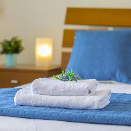 Maroni Beachfront Willa *
